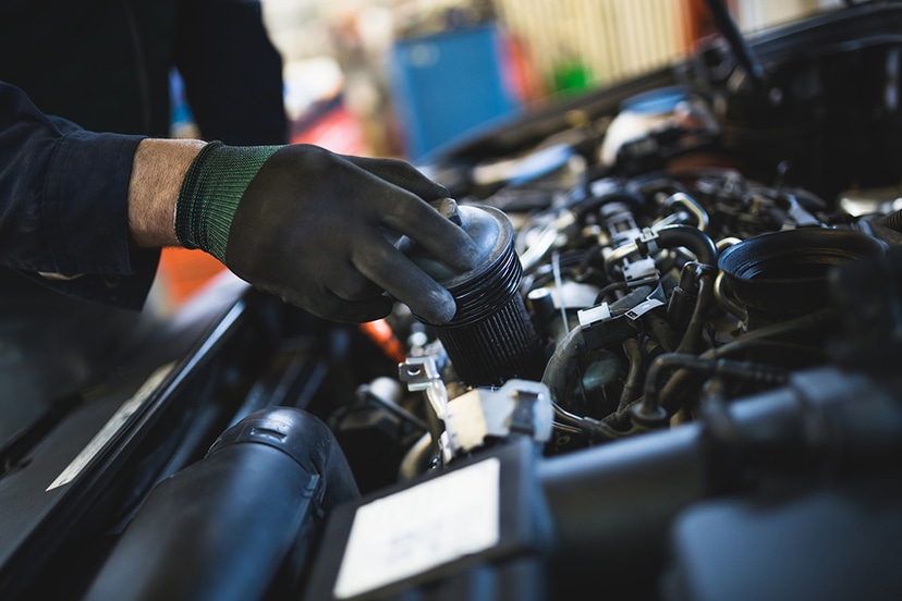 Illustration for WHAT IS THE DIFFERENCE BETWEEN A LONG-LIFE OIL FILTER AND A STANDARD DESIGN?