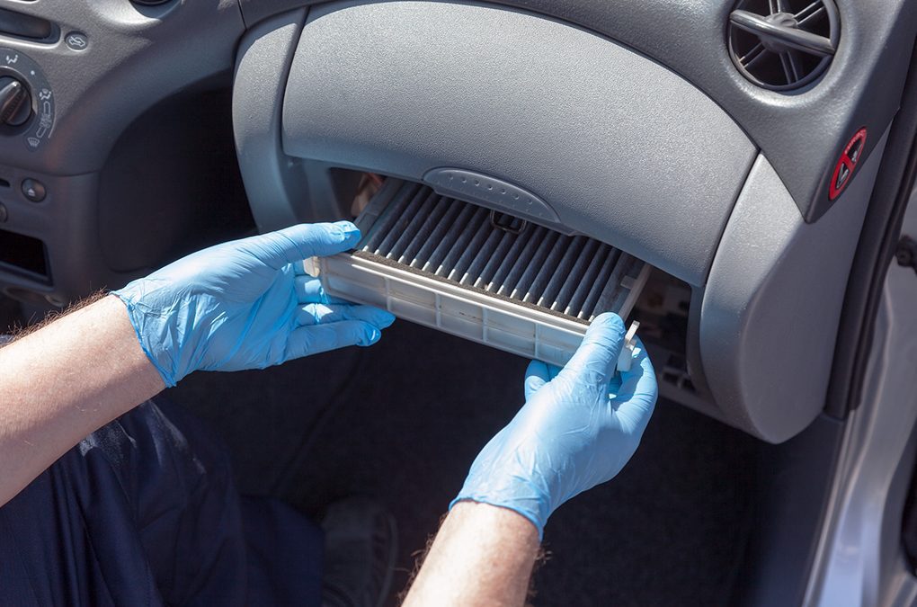 WHAT ADVANTAGE IS ACTIVATED CHARCOAL TREATMENT FOR A CABIN FILTER? - Home -  Premium Guard Filters